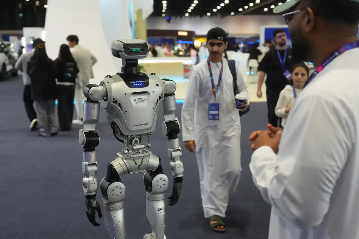 Qatar Sovereign Fund to Take Selective Approach to AI