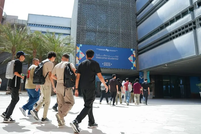 UAE MBZUAI Unveils Open AI Model to Rival US and China