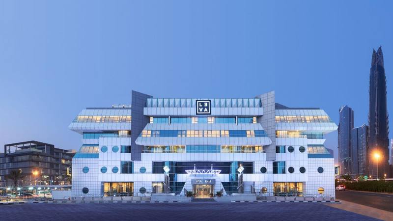 UAE, Saudi Reinventing Luxury Hotels with AI