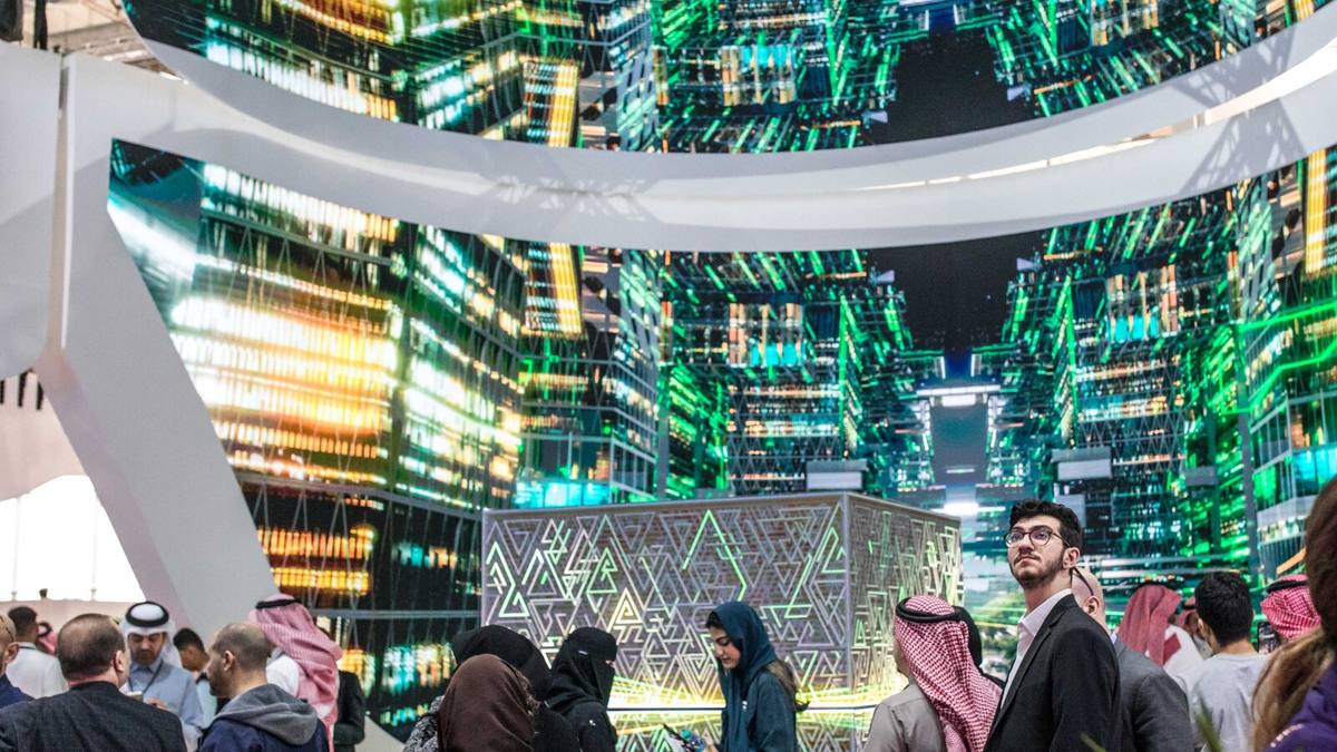 UAE, Saudi Eye Semiconductor, AI Investments