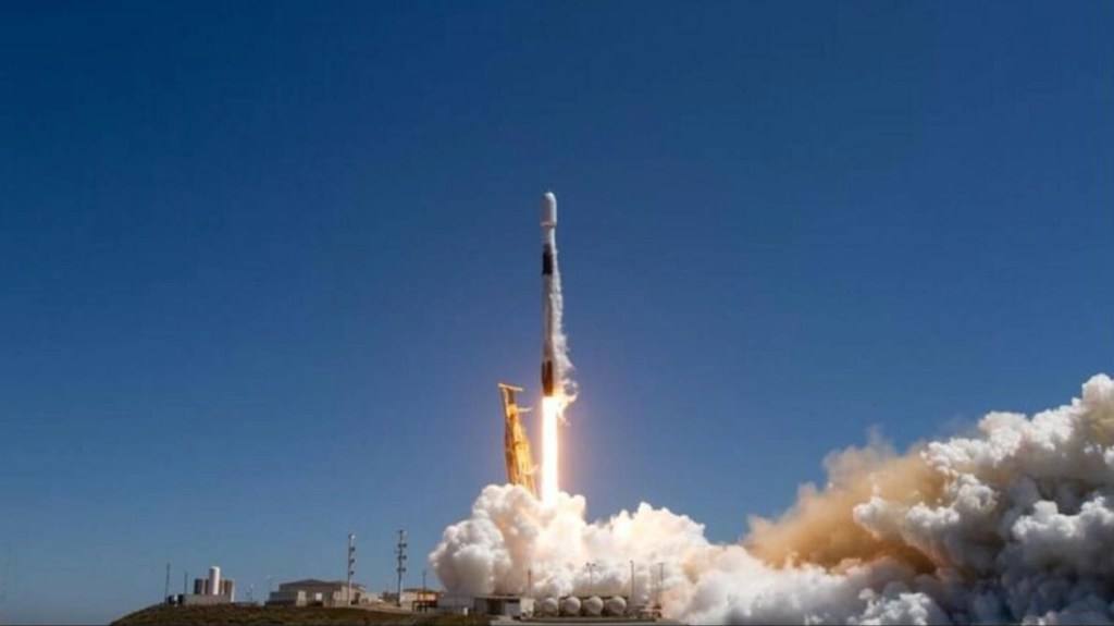 UAE's Space42 Launches Advanced Earth-Monitoring Satellite