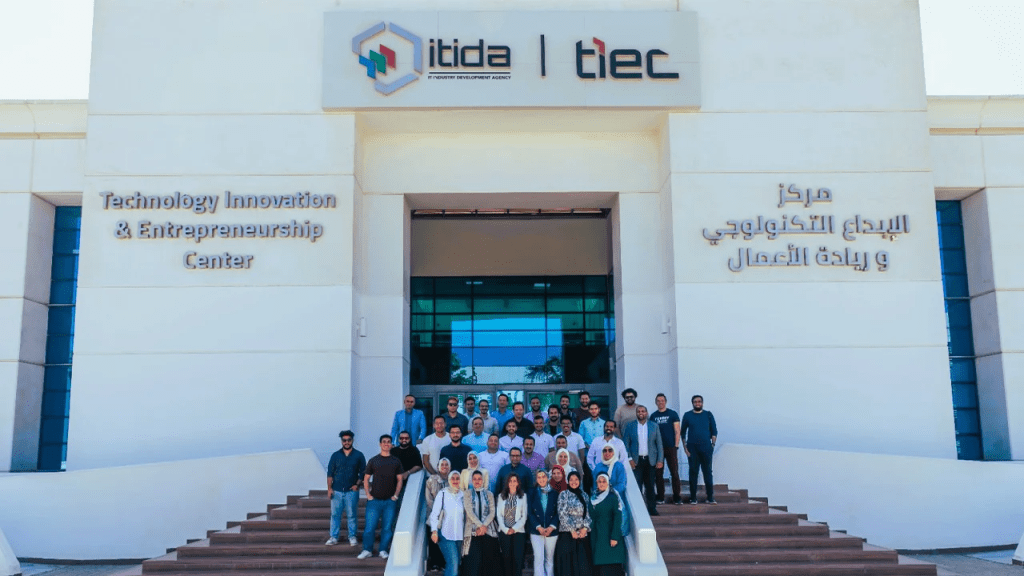 ITIDA officials and startup founders networking and collaborating at the Start IT program kickoff event