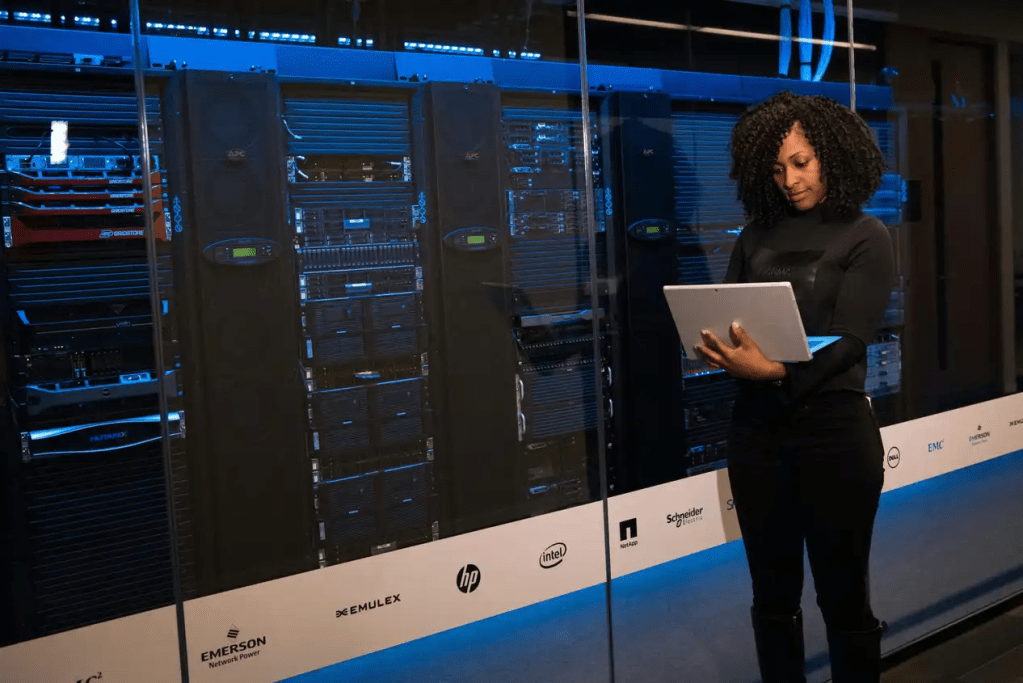 QST Weighs Sale of Saudi Data Centre Business Amid AI Boom